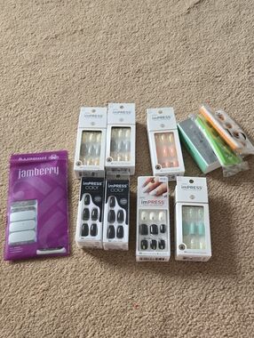 Nail Lot